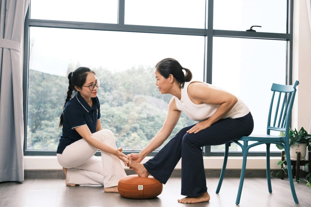 Đào tạo giáo viên yoga trị liệu